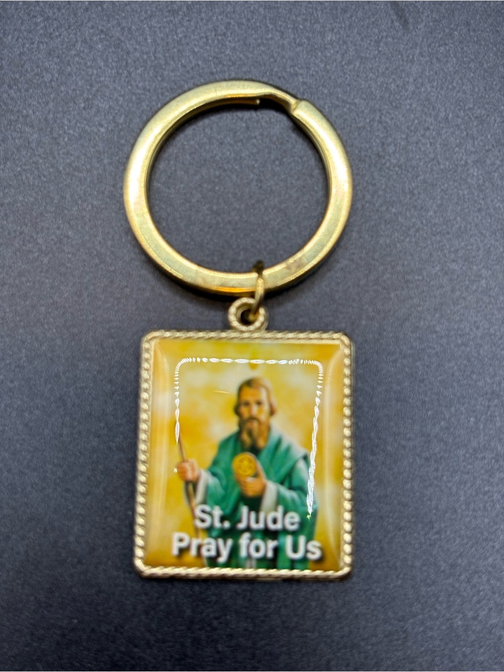 St. Jude Gold Tone Keychain Pray For Us Religious Catholic Patron Saint Keyring